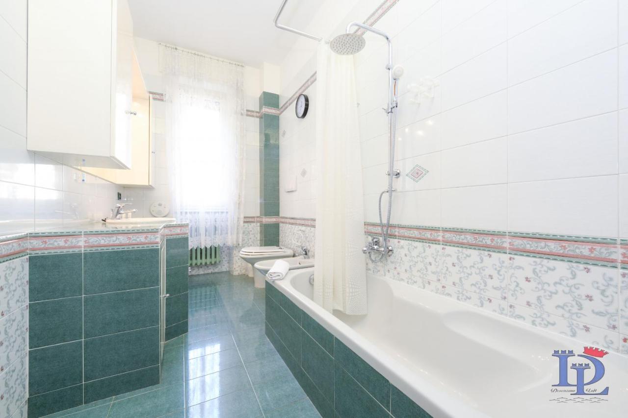 Desenzanoloft Official Partner Marriott Homes & Villas - Charming On The Lake Front Lake Desenzano del Garda Extérieur photo
